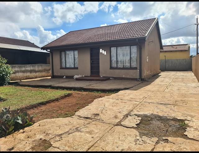 2 BEDROOM HOUSE FOR SALE IN SEBOKENG UNIT 7